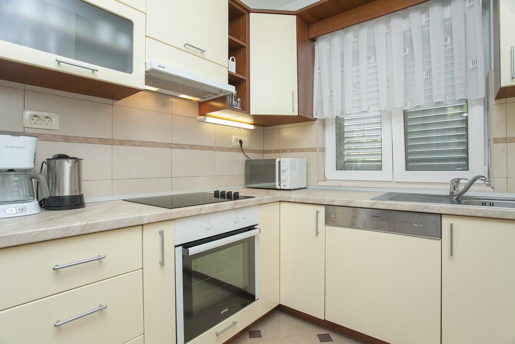 Apartments Villa Maris Lumbarda Zimmer foto