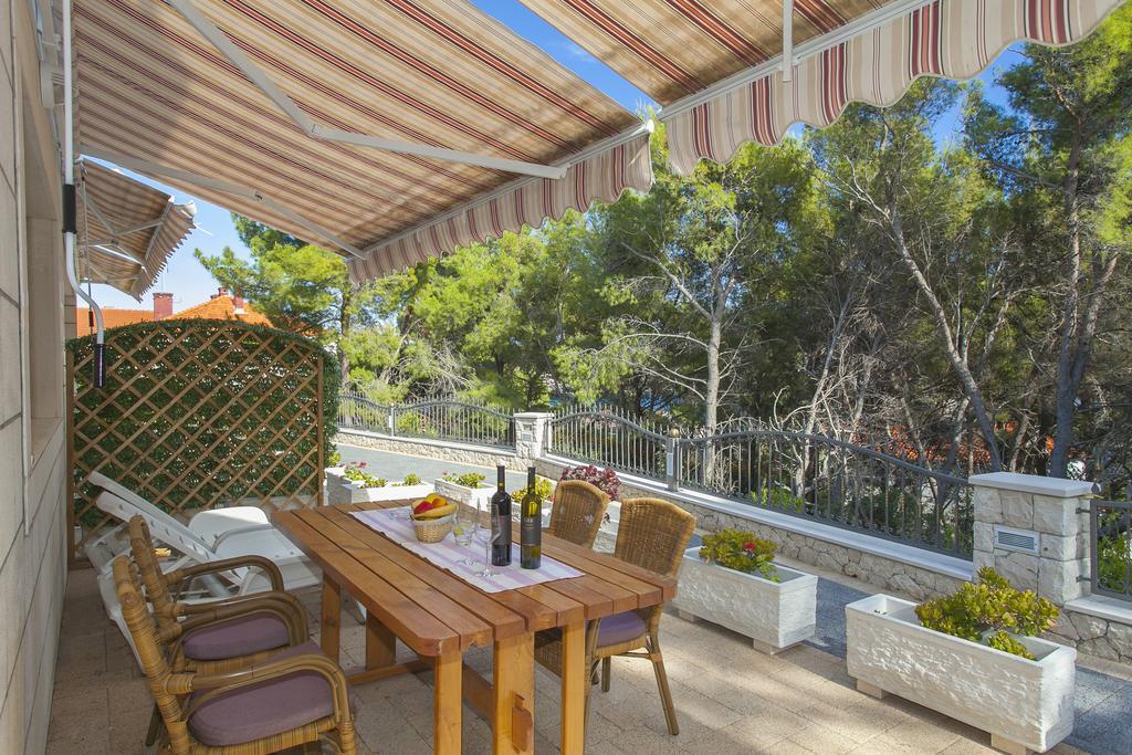 Apartments Villa Maris Lumbarda Zimmer foto